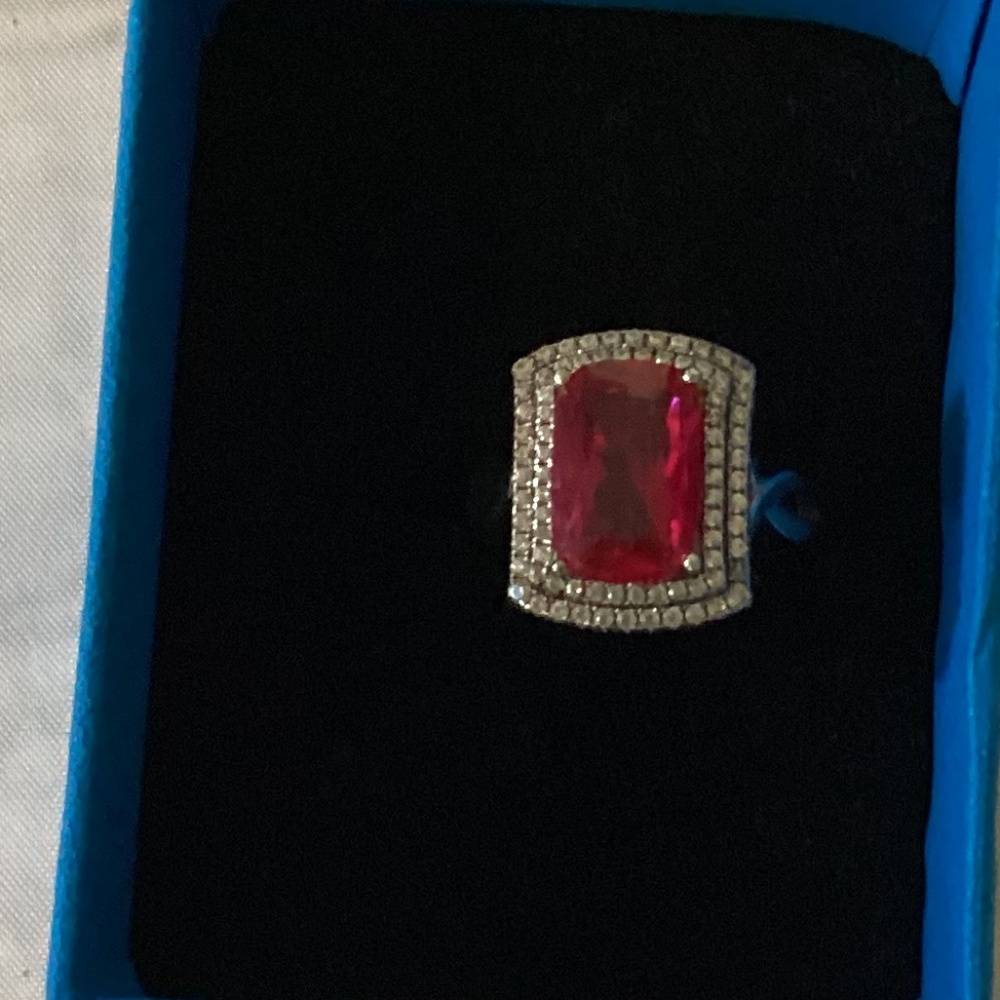 Diamond Simulate JTV RUBY /WHITE SILVER RING (Size: 7) NWOT (In Box)